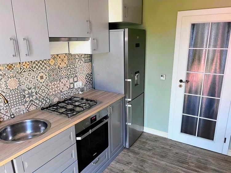 Apartament cu 2 camere decomandat în Dumbrăvița