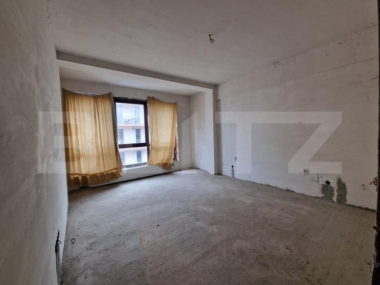Apartament cu 2 camere semidecomandat în Florești