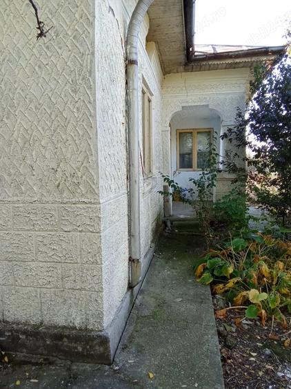 Casă cu 6 camere cu Teren 1900 Mp în Ciorăști