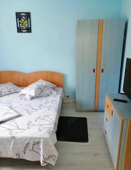 Casă cu 5 camere cu Teren 1000 Mp în Slănic