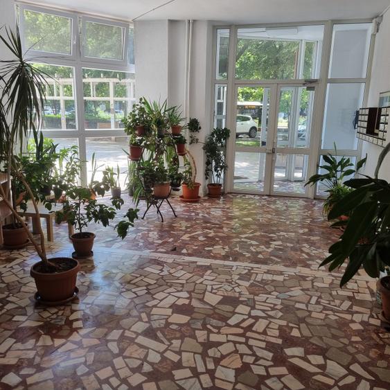 UNIRII BULEVARD COLT CU LUCIAN BLAGA AP 2 CAM DECOMANDAT SPATIOS 65MP 3 BALCOANE - 1