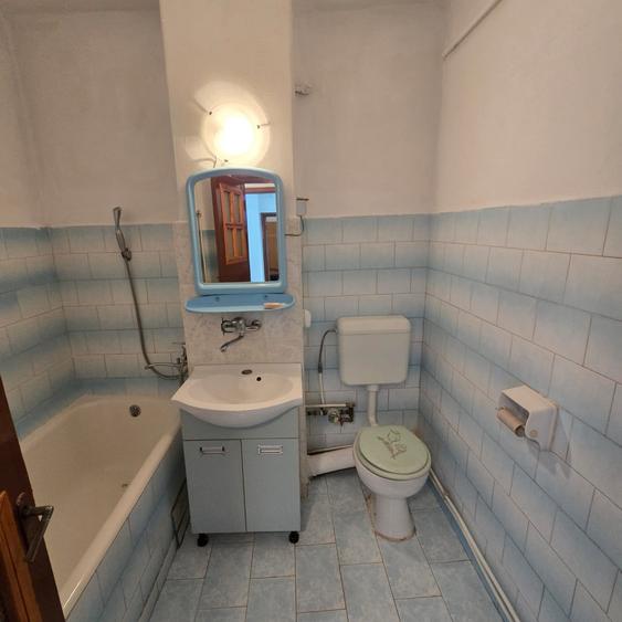 Apartament cu 2 camere decomandat, mobilat în Orizont