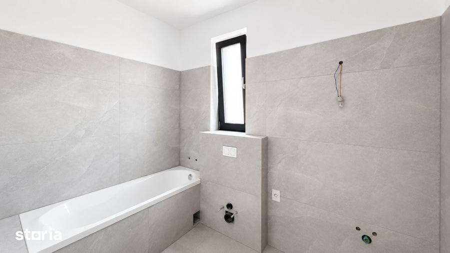 Casă cu 3 camere cu Teren 265 Mp în Sânmihaiu Român