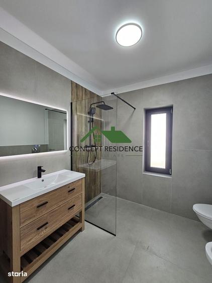 Casă cu 3 camere cu Teren 500 Mp în Central
