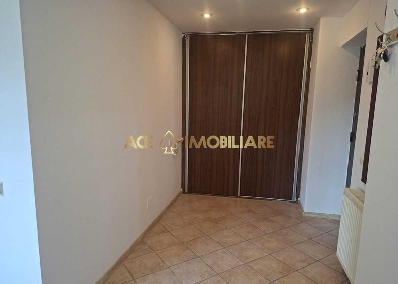 Apartament cu 3 camere semidecomandat, mobilat în Prelungirea Ghencea
