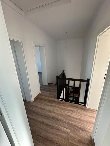 Duplex cu 4 camere cu Canalizare în Săcălaz