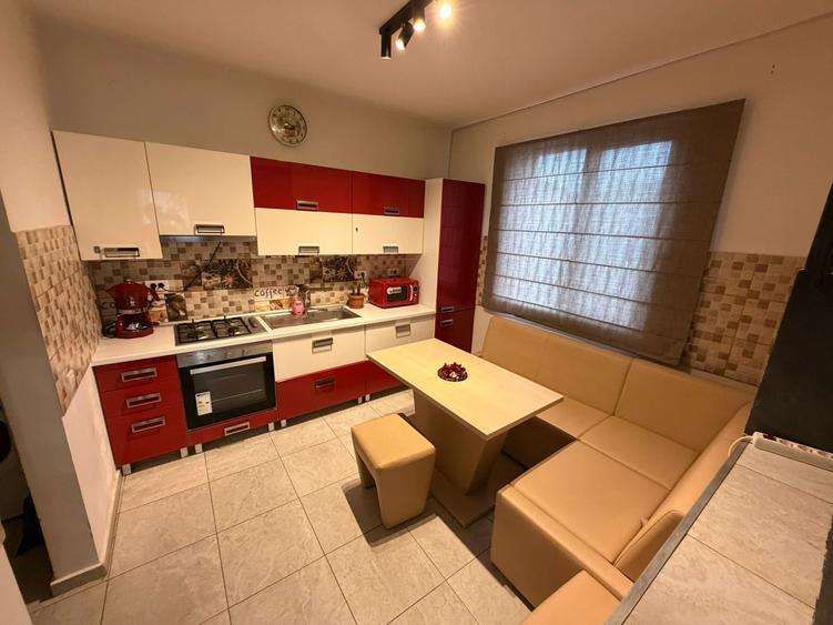 Casă individuală cu 5 camere cu Teren 137 Mp în Chiajna