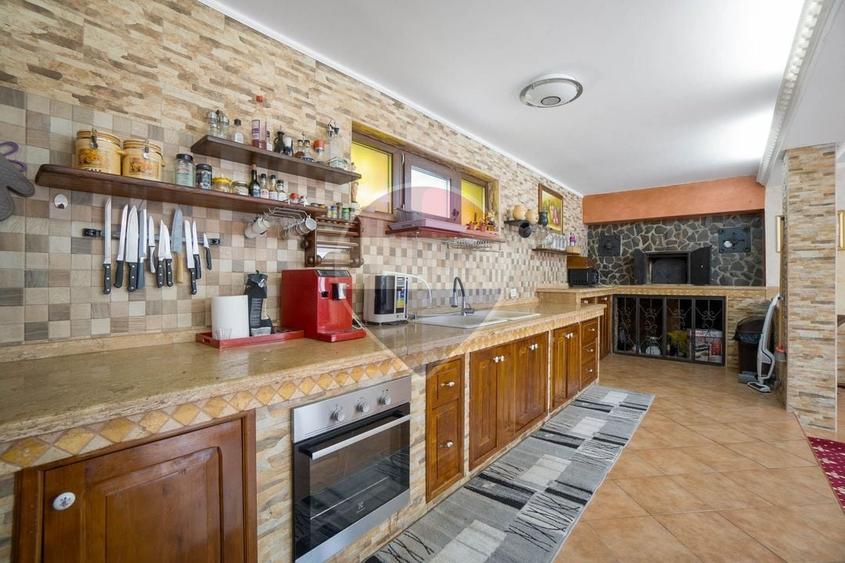 Proprietate de Poveste/ MANDRA/ DE VANZARE!- piscina exterioara! - 21