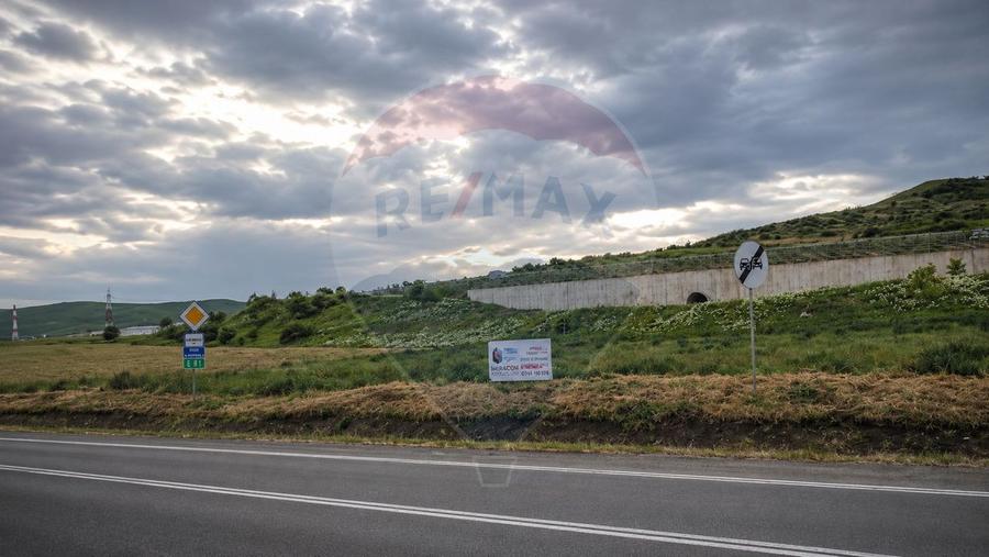 Teren Construcții extravilan de 3076 mp, în Sântimbru
