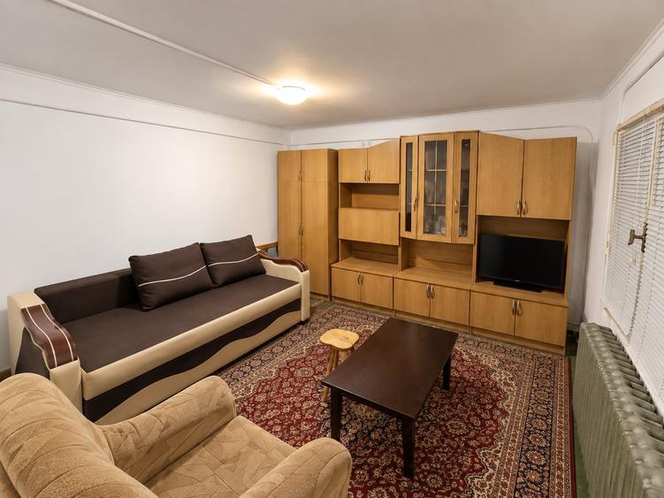 Casă cu 4 camere cu Teren 607 Mp în Universitate