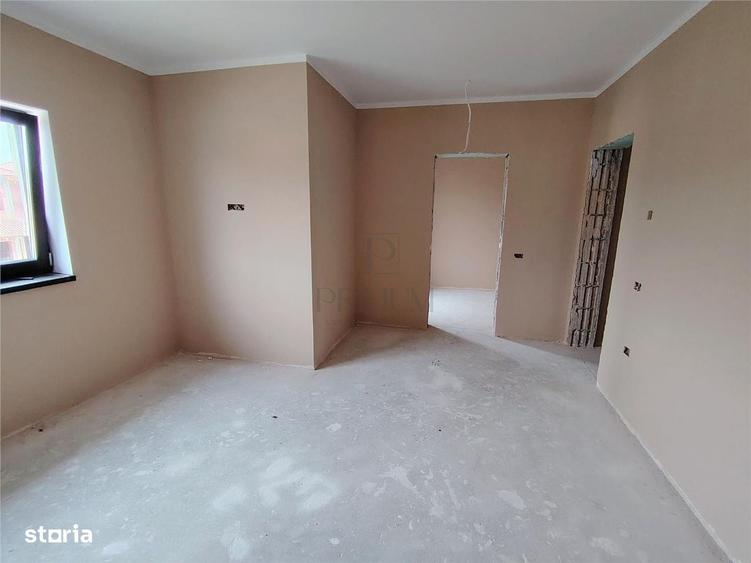 Casă cu 4 camere în Moșnița Nouă