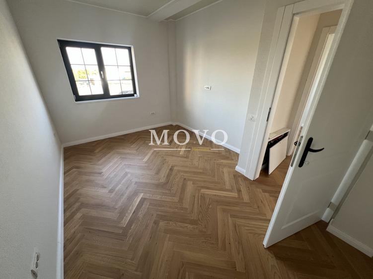 Duplex cu 5 camere cu Canalizare în Giroc
