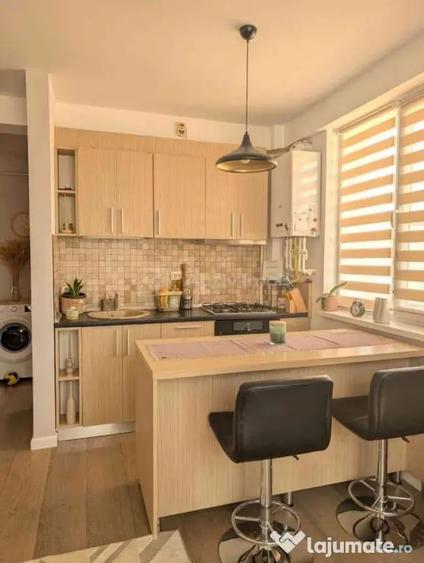 Apartament cu 3 camere decomandat în Vârteju