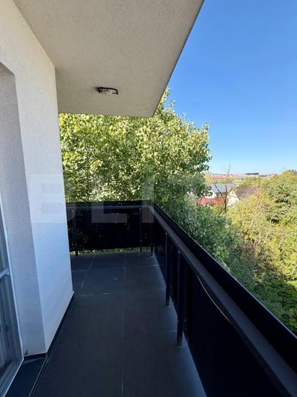 Apartament cu 3 camere decomandat, mobilat în Zorilor