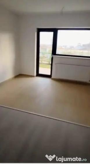 Apartament cu 2 camere semidecomandat în Titan