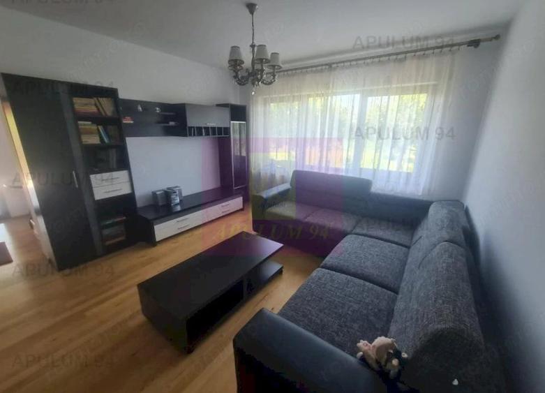 Casă cu 6 camere cu Teren 950 Mp în Liceul Militar