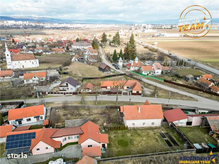 Pretabila si pentru 2familii:Vila duplex, Chilieni, Sfantu Gheorghe,6 - 11