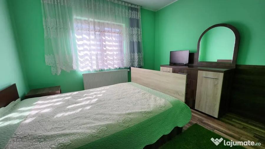 Casă cu 4 camere cu Teren 595 Mp în Central