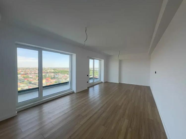 Apartament cu 4 camere semidecomandat în Titan
