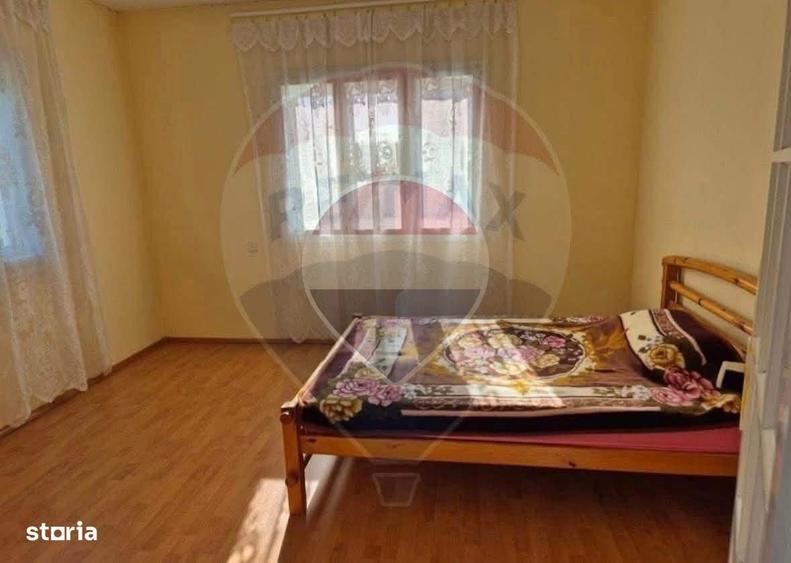 Casă cu 4 camere în Breb