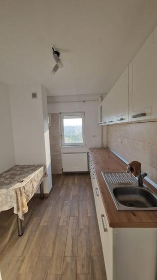 Ap cu 3 camere decomandat, et. 4/4, zona Girocului - 10