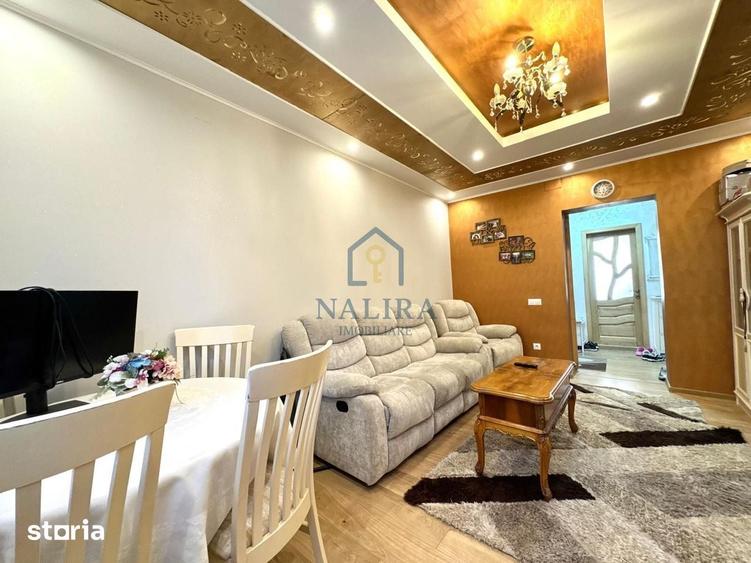 Apartament cu 3 camere decomandat în Săsar
