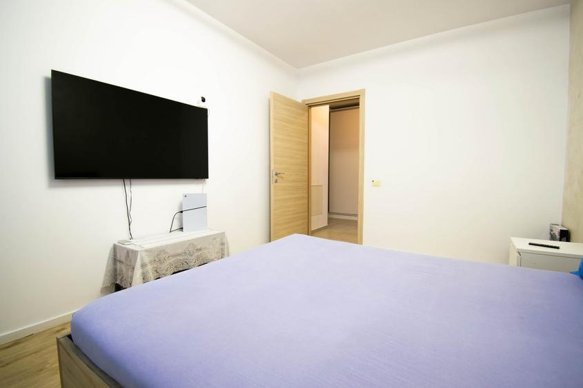 Apartament cu 2 camere decomandat, mobilat în Prelungirea Ghencea