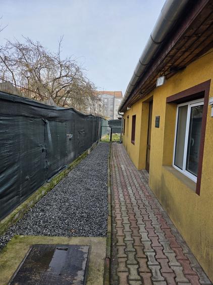 Casă cu 1 camere cu Teren 200 Mp în Ultracentral