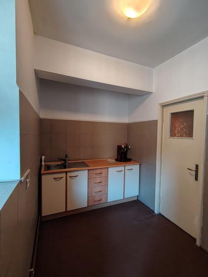 Apartament cu 4 camere circular în P-ța Romană