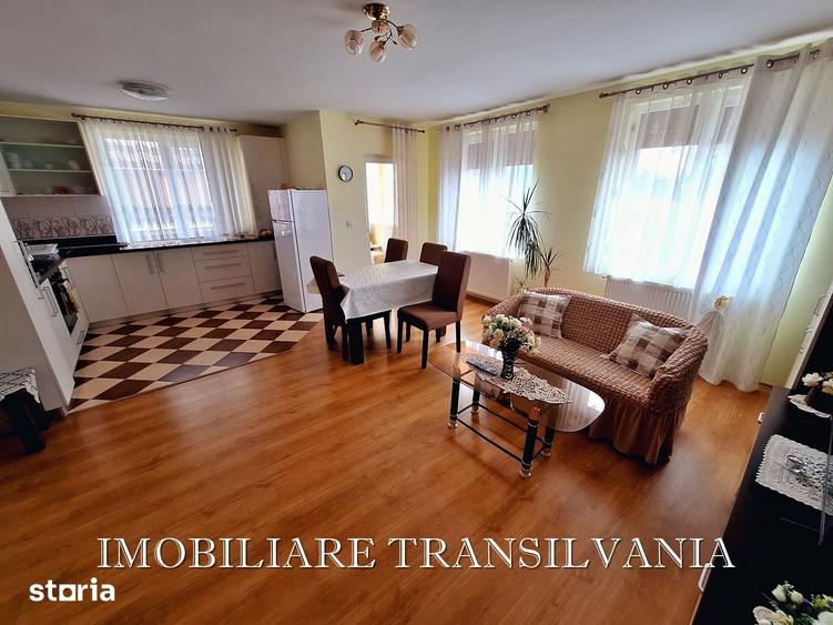 Apartament cu 3 camere în Unirea