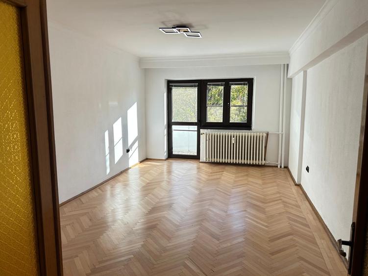 Apartament cu 2 camere decomandat în Unirii