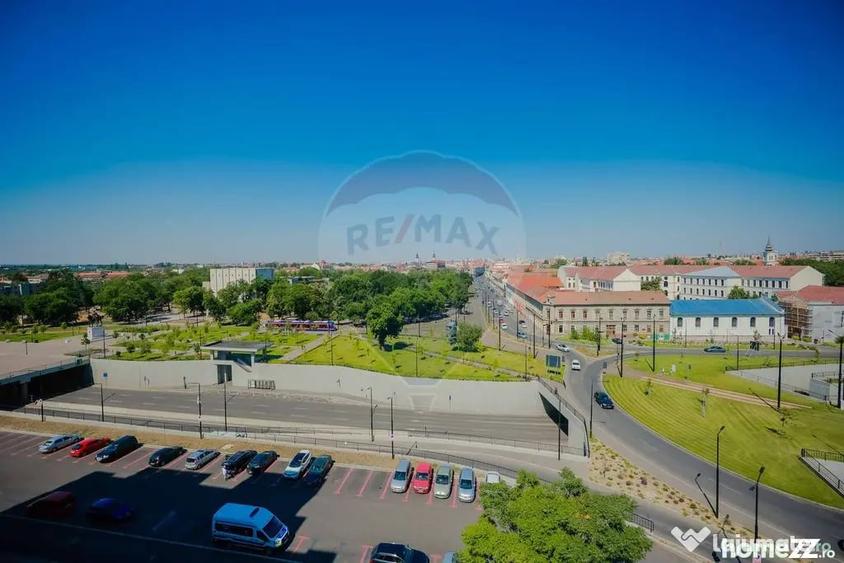 Apartament cu 3 camere decomandat în Ultracentral