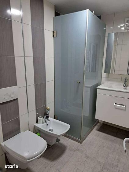 Apartament cu 2 camere semidecomandat în Micro 16