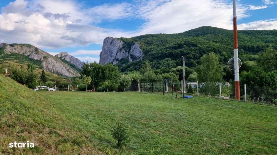 Casă cu 3 camere în Rimetea
