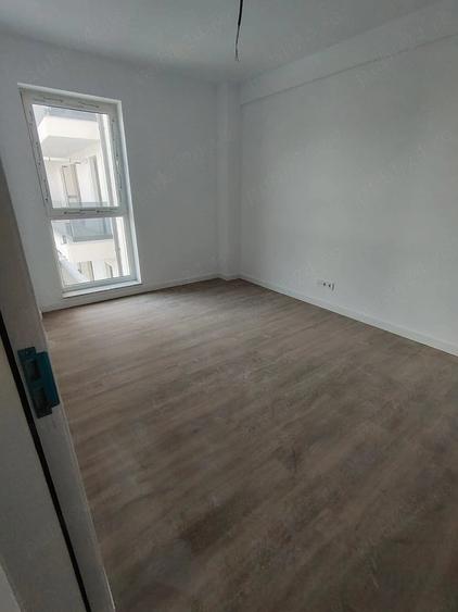 Apartament cu 2 camere semidecomandat în Florești