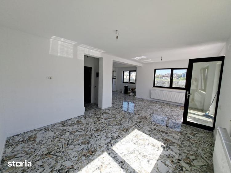 Casa de vanzare cu 4 camere/Com.Berceni/COMISION 0% - 1