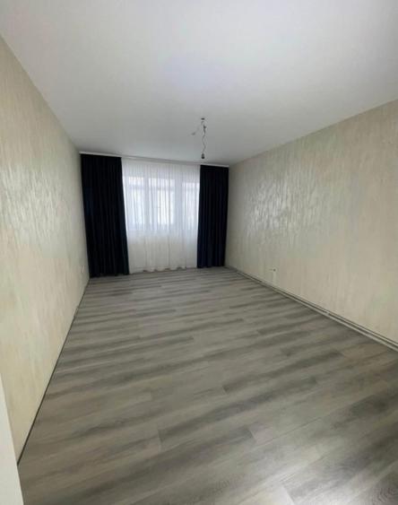 Etaj 2 - Alexandru - Bulevard -  3 camere decomandat - geam la baie - renovat - 7