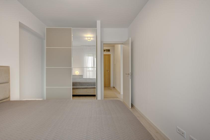 Apartament cu 2 camere decomandat, mobilat în Drumul Taberei