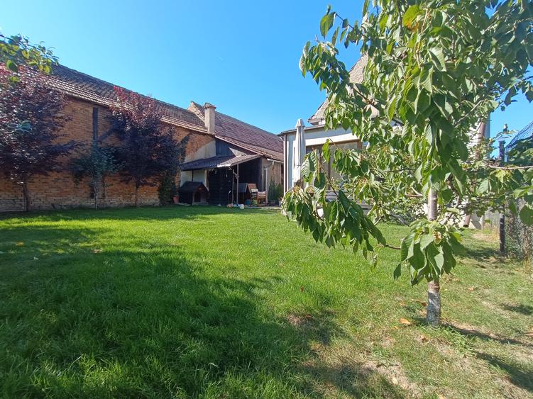 Casă cu 5 camere cu Canalizare în Vulcan