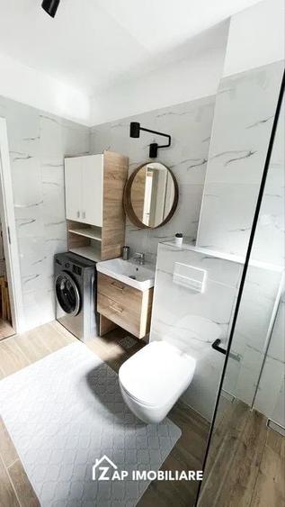 Apartament cu 2 camere decomandat, mobilat în Central