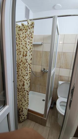 Garsonieră decomandată în Războieni
