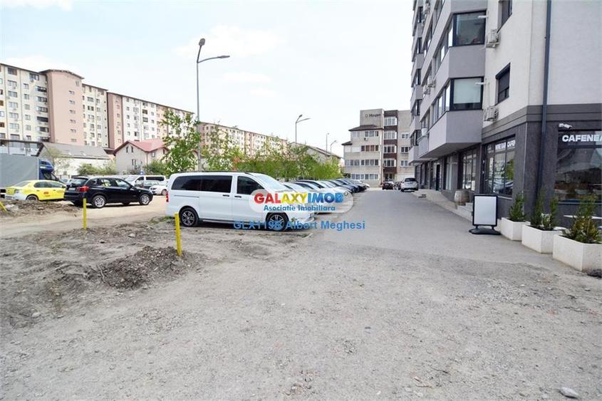 Spațiu comercial, de 377 mp, în Prelungirea Ghencea
