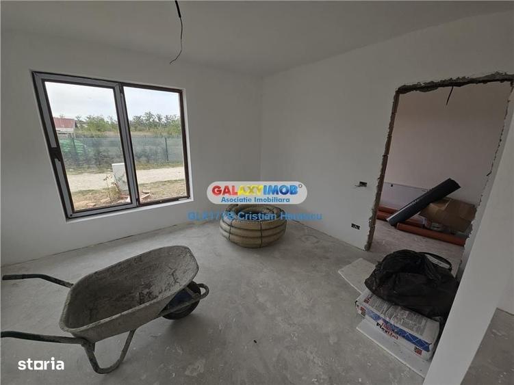 Casă cu 4 camere în Gulia