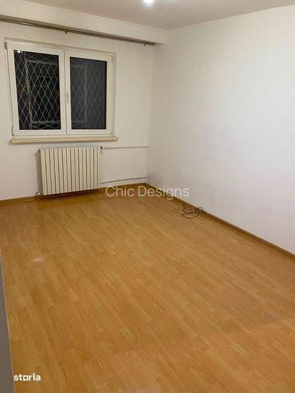 vand apartament 3 camere in zona Ciresica Tomis Nord
