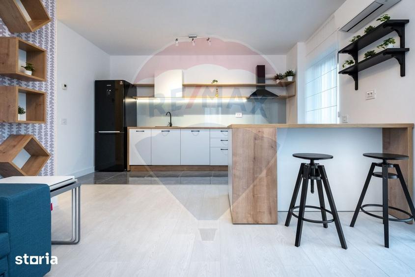 Apartament cu 2 camere decomandat, mobilat în Arcul de Triumf