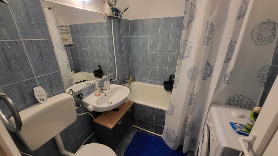 Apartament cu 2 camere decomandat în Canta