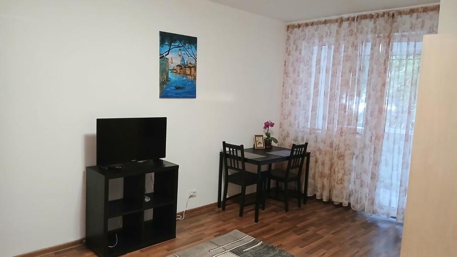 Garsonieră decomandată în Dristor