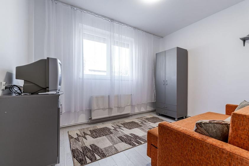 Apartament cu 2 camere decomandat, mobilat în Pârneava