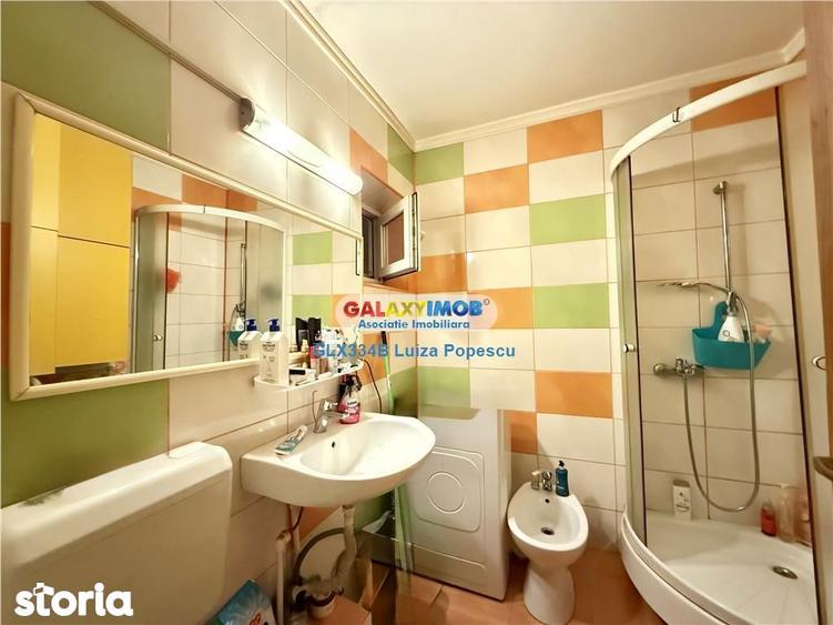 Apartament cu 3 camere decomandat în Rahova