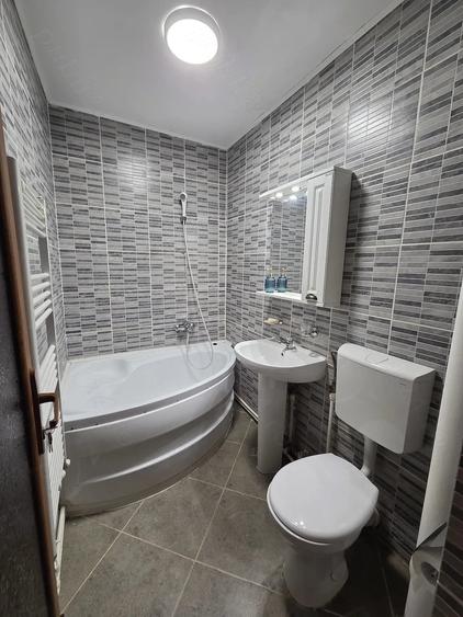 Apartament cu 2 camere semidecomandat în Țiglina 2